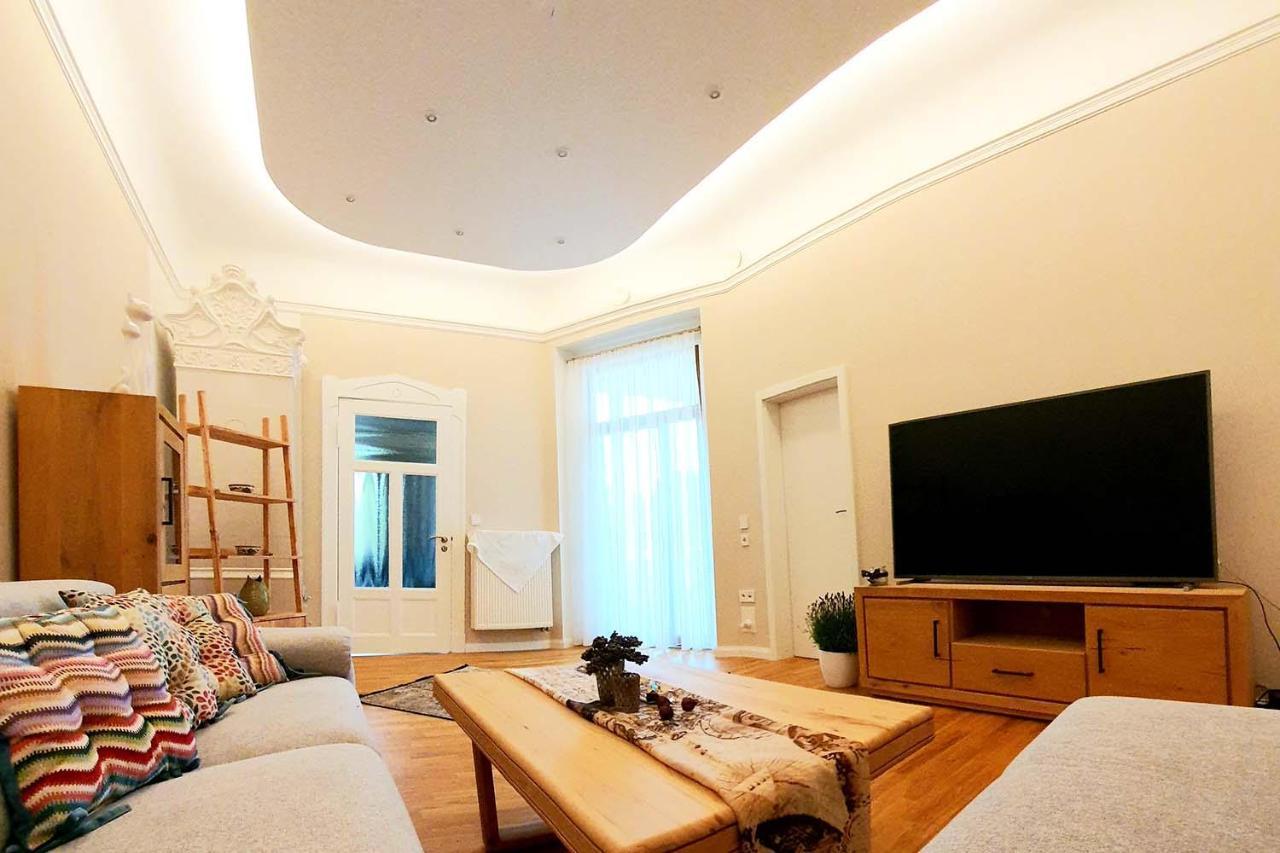 Luxus Mit Hochwertiger Ausstattung Wintergarten Apartment